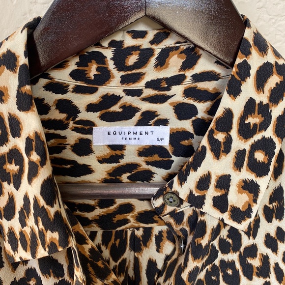 Equipment Slim Signature Leopard Silk Shirt Small - Picture 3 of 6